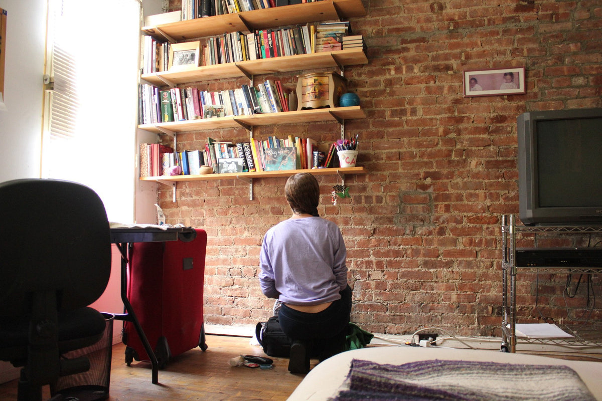 Building Your Aromatherapy Library: Five Must-Have Books on the Science | Doctor Aromas